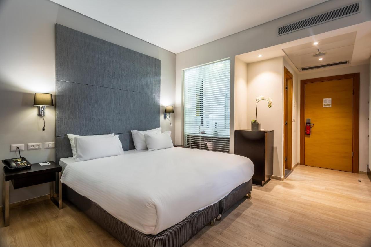 Benjamin Business Hotel Herzliya Exterior photo
